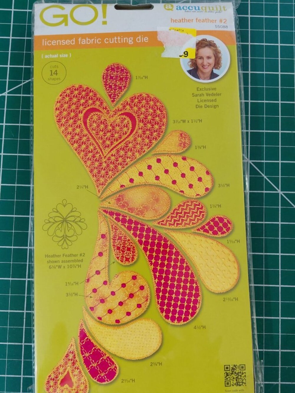 AccuQuilt Die Heather Feather #2 by Sarah Vedeler 55088